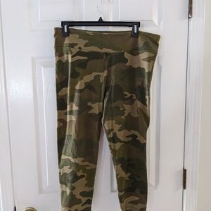 J Crew Camo Leggings Size XL
